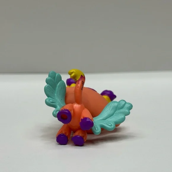 Littlest Pet Shop Honeysuckle Fairy #2616 - Picture 3 of 3